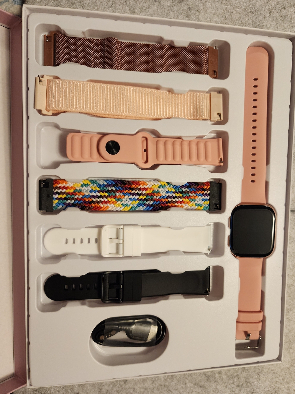 Women's Smart Watch with accessories